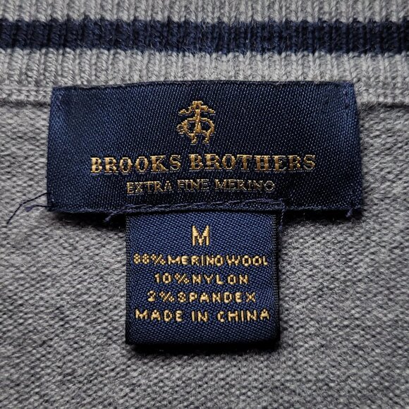 Brooks Brothers Sweater Men's Classic Gray V-Neck Merino Wool Pullover Size M - Picture 2 of 8